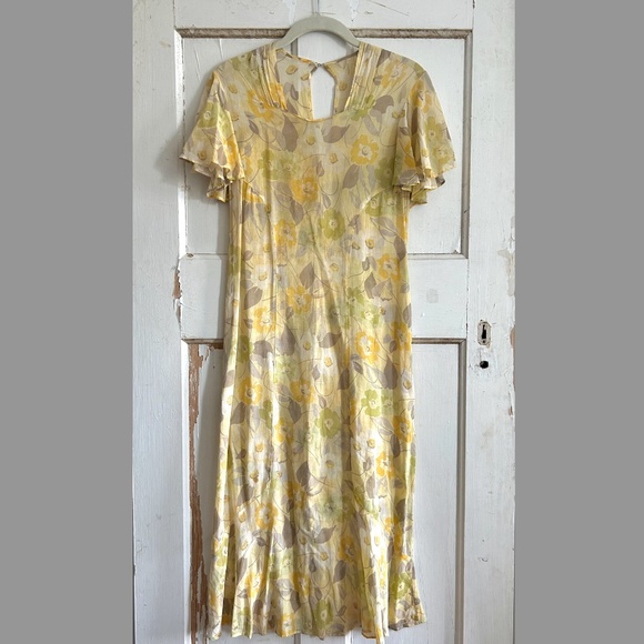 Antique Dresses & Skirts - Antique 1920s / 1930s Yellow Printed Floral Dress